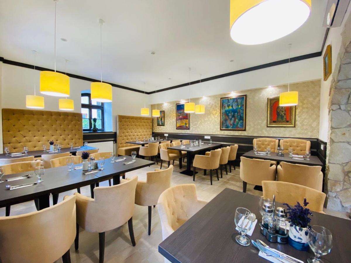 Hotel Toldi Fogado