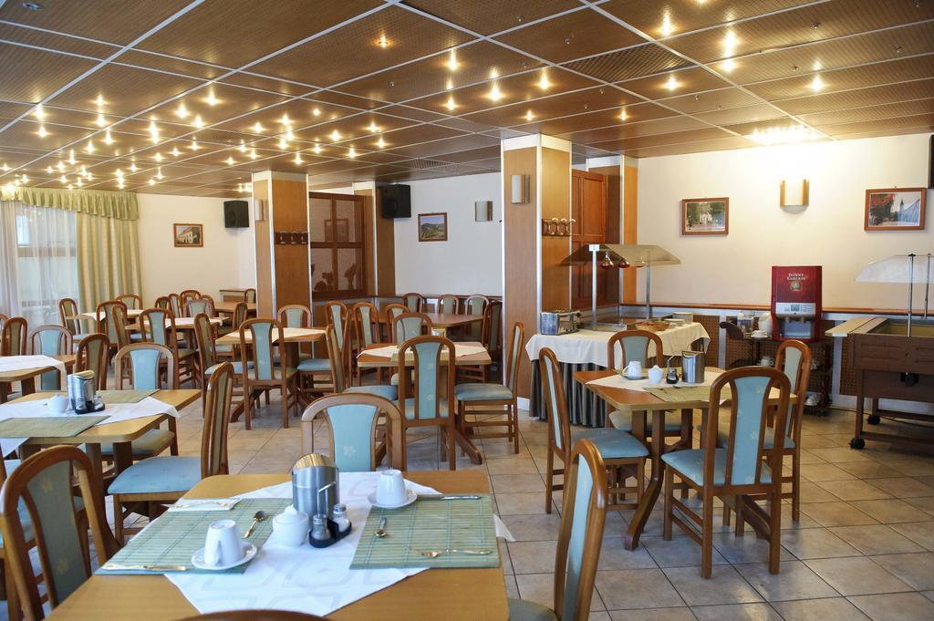 Toldi Fogado Hotel 4*