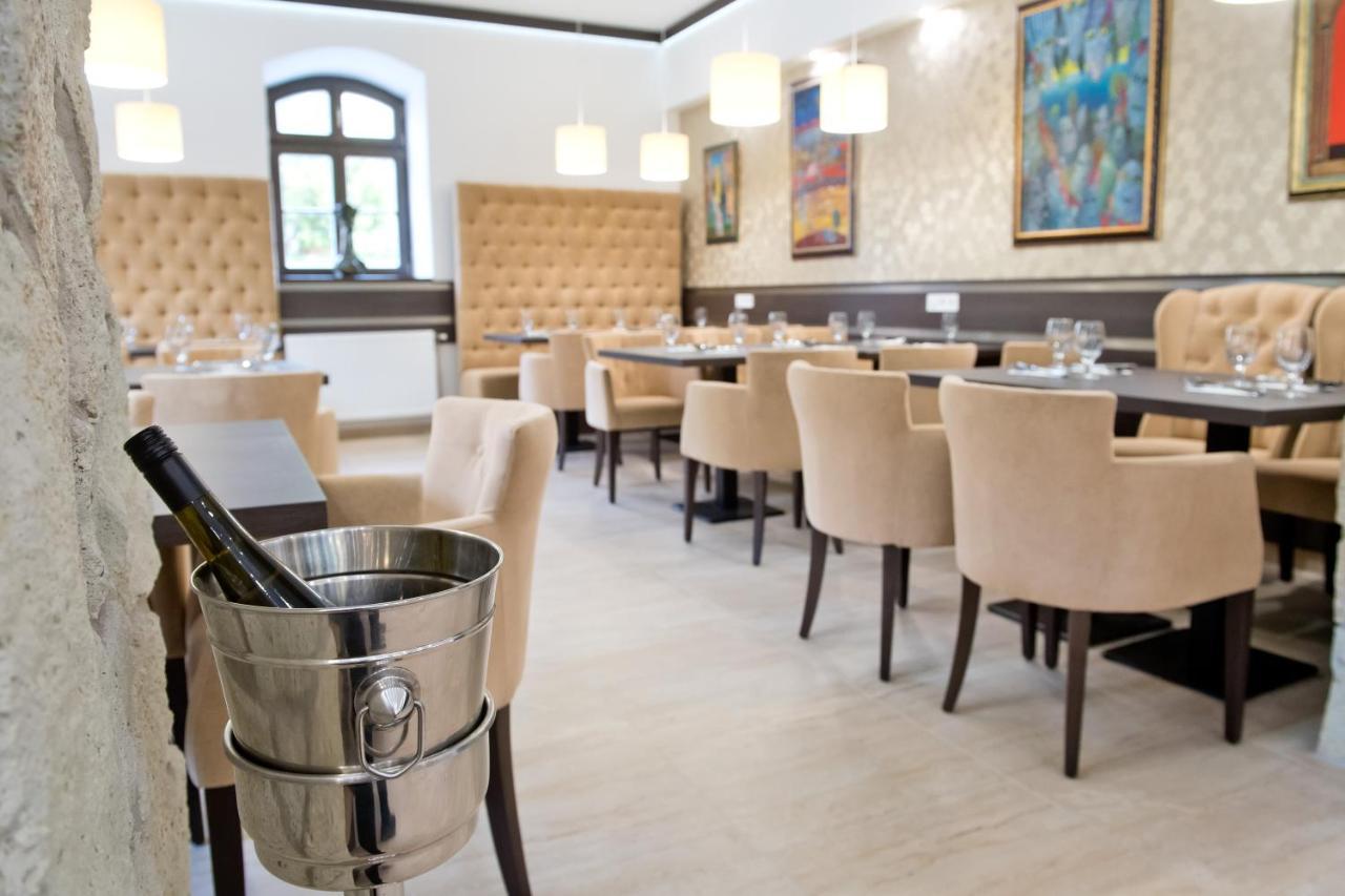 Toldi Fogado Hotel 4*